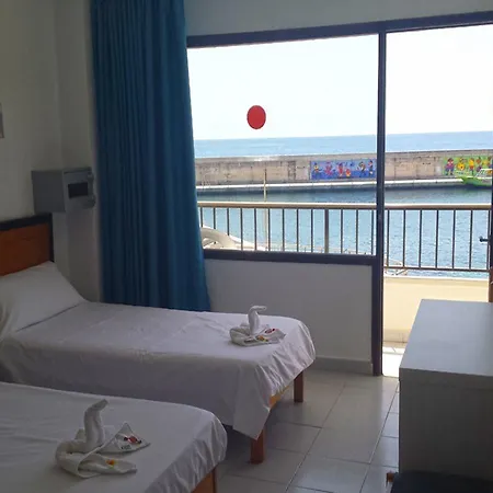 בית הארחה Port 2*